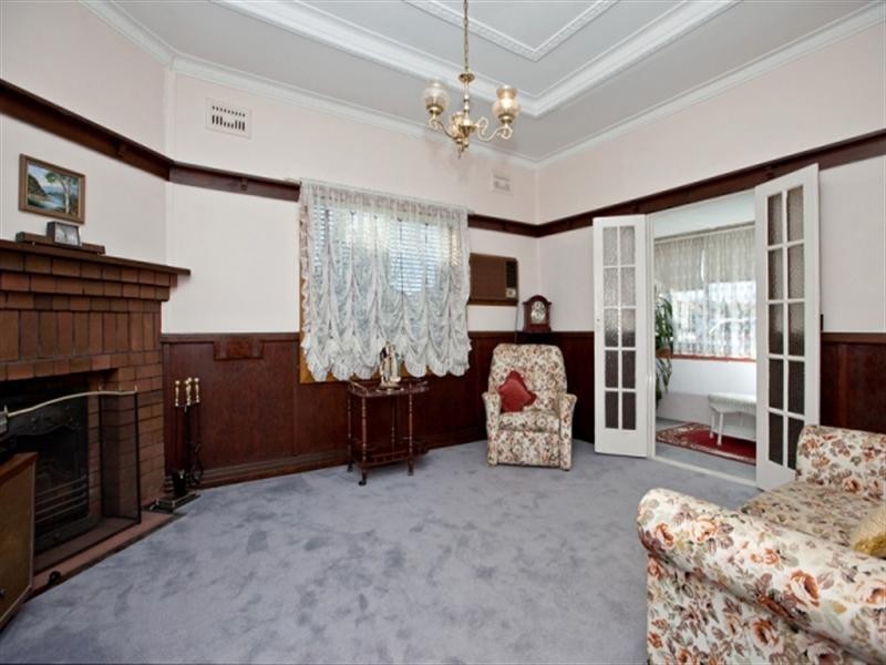 12 Georgetown Road, Georgetown NSW 2298
