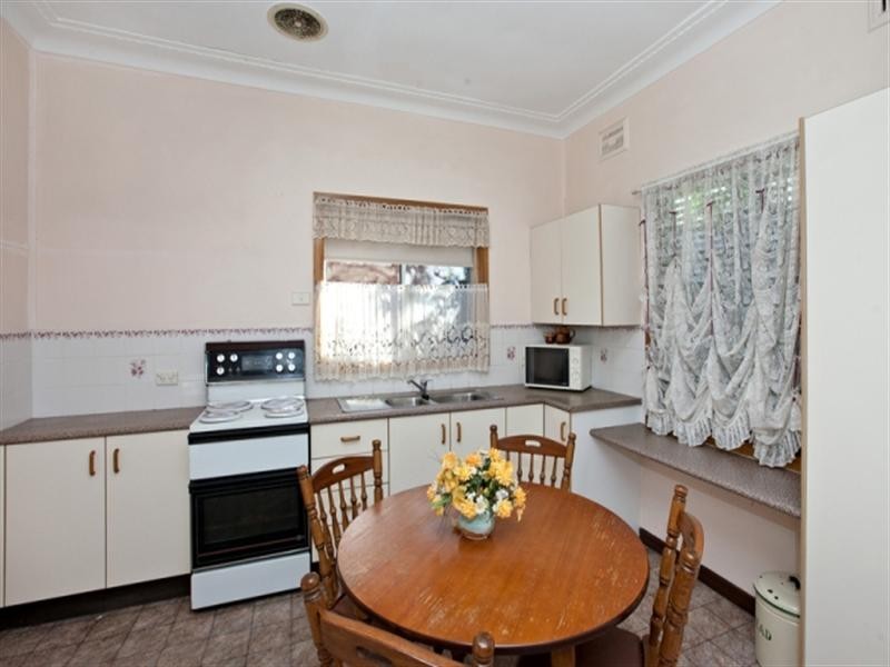 12 Georgetown Road, Georgetown NSW 2298