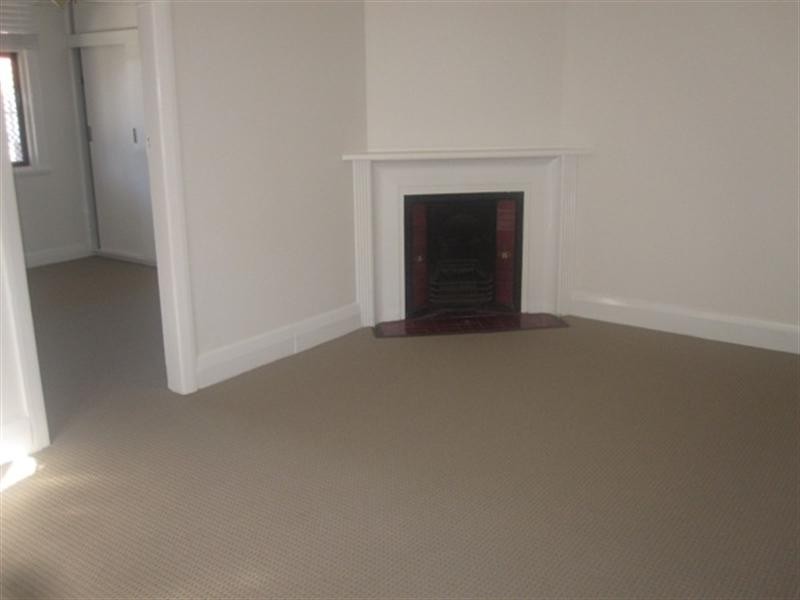 2/340 Brunker Road, Adamstown NSW 2289