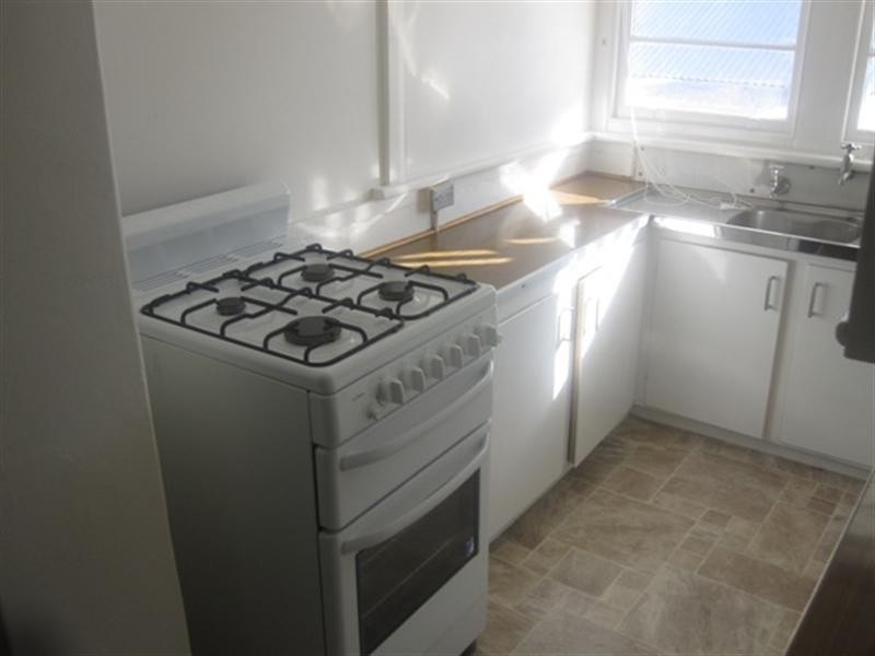 2/340 Brunker Road, Adamstown NSW 2289