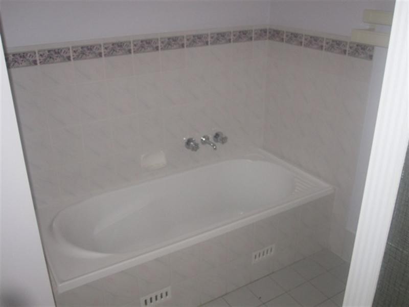 2/4 Simpson Court, Mayfield NSW 2304