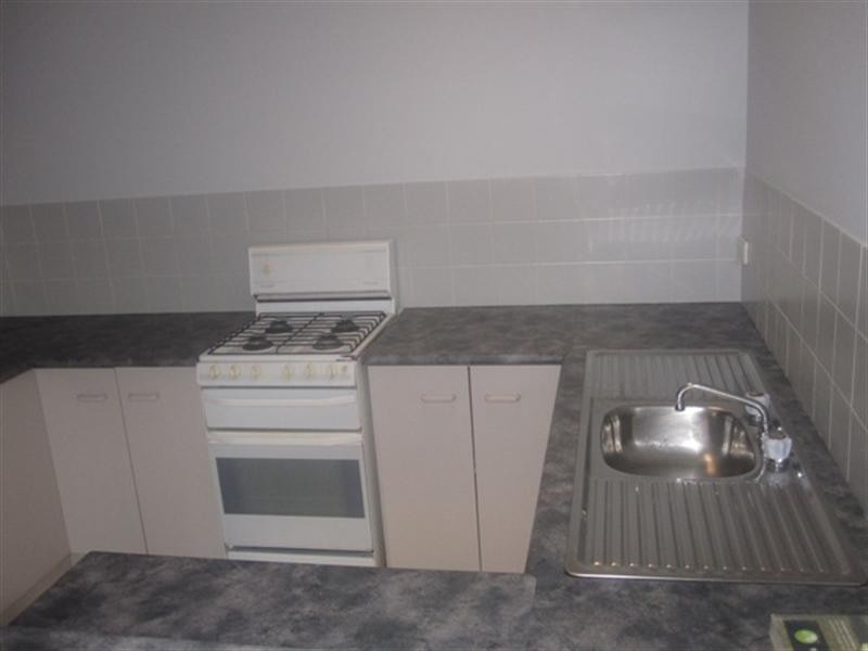 2/4 Simpson Court, Mayfield NSW 2304