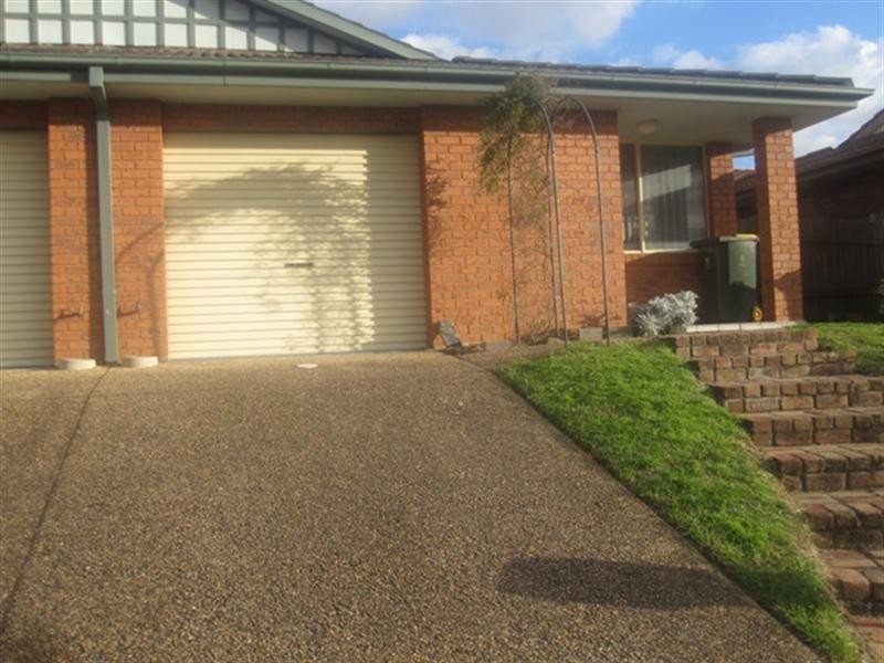 2/4 Simpson Court, Mayfield NSW 2304