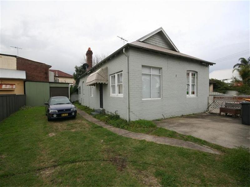 2 Braye Street, Mayfield NSW 2304