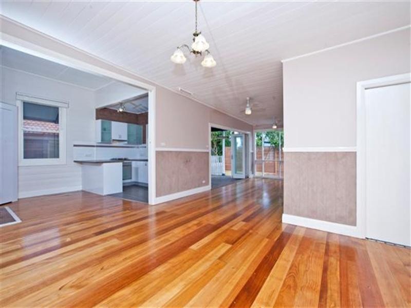 19 Tighes Terrace, Tighes Hill NSW 2297