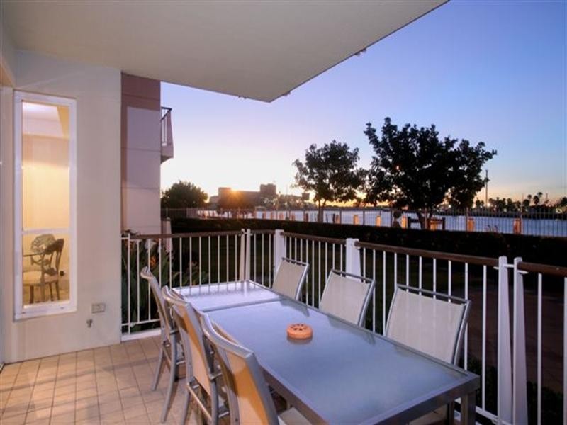 24/304 Wharf Road, Newcastle NSW 2300