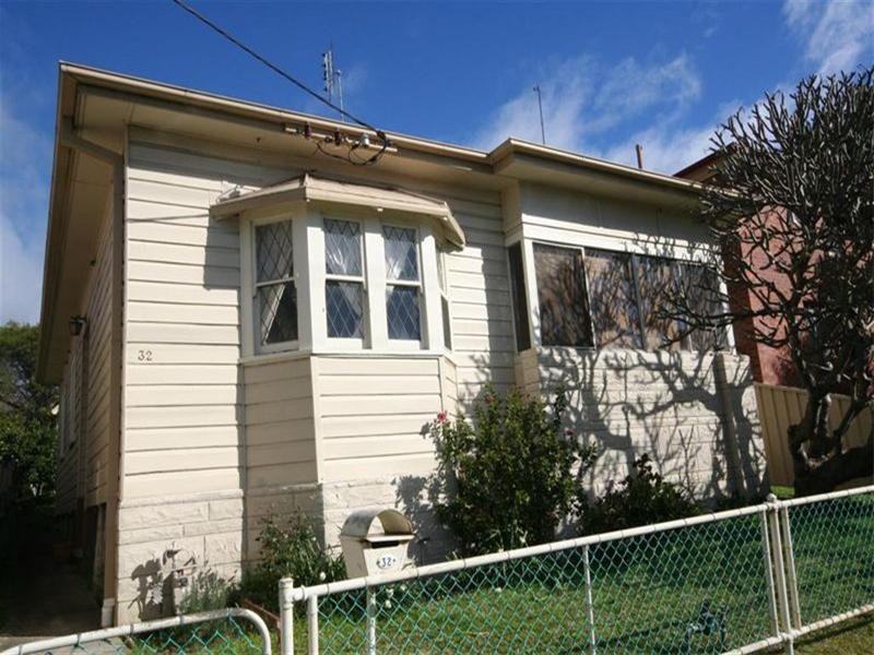 32 High Street, Waratah NSW 2298