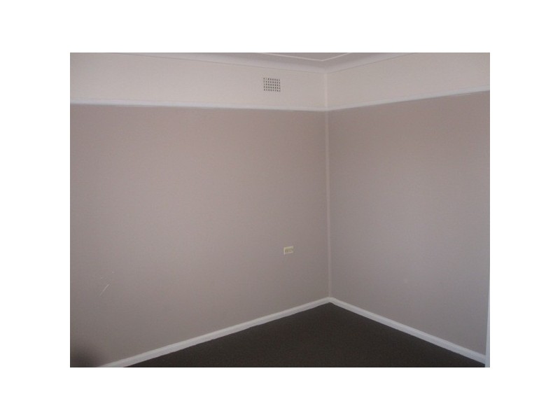 33 Hickory Road, Gateshead NSW 2290