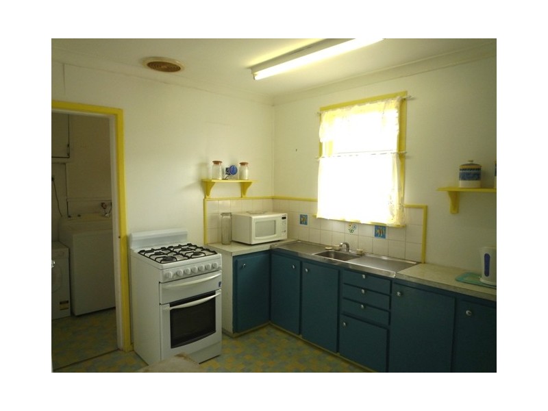 33 Hickory Road, Gateshead NSW 2290