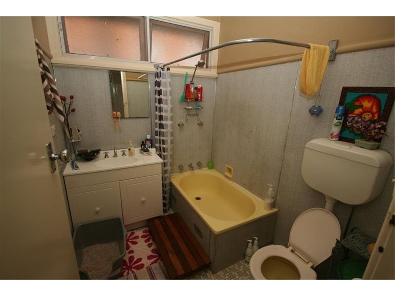 38 Nesca Parade, The Hill NSW 2300