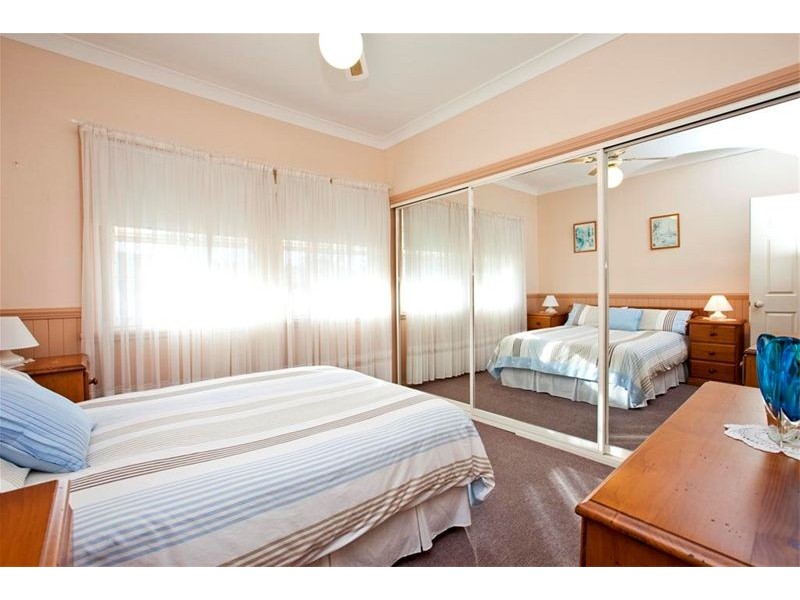 75 Grinsell Street, Kotara NSW 2289
