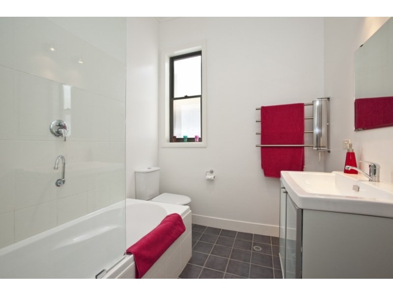 155 Jenner Parade, Hamilton South NSW 2303