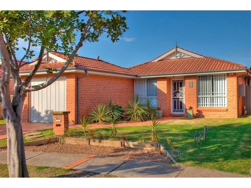 8 Hollingsford Crescent, Carrington NSW 2294