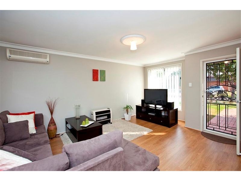 8 Hollingsford Crescent, Carrington NSW 2294