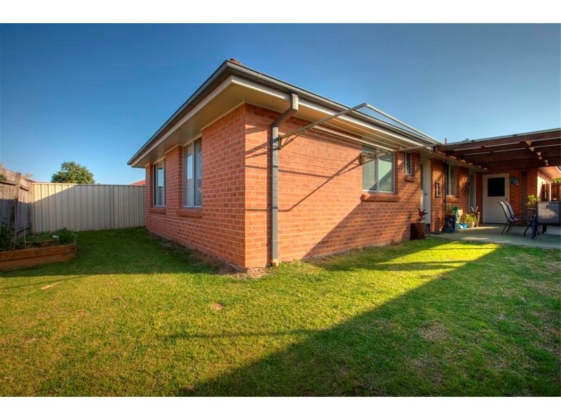 8 Hollingsford Crescent, Carrington NSW 2294