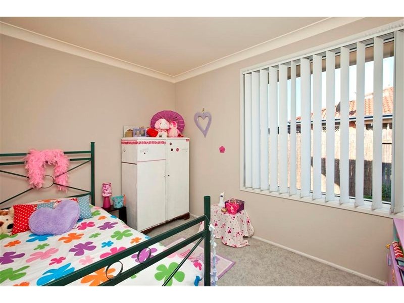 8 Hollingsford Crescent, Carrington NSW 2294