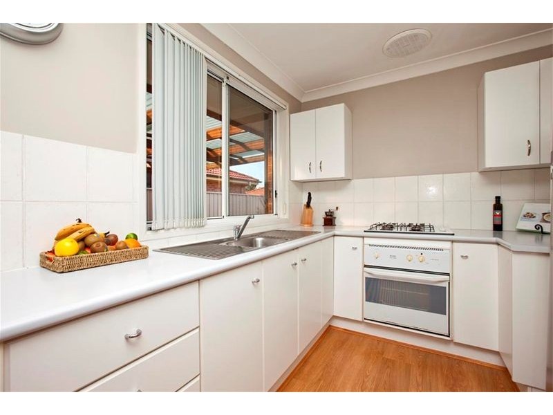 8 Hollingsford Crescent, Carrington NSW 2294