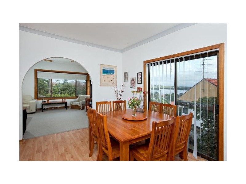 7 Quarry Road, Speers Point NSW 2284