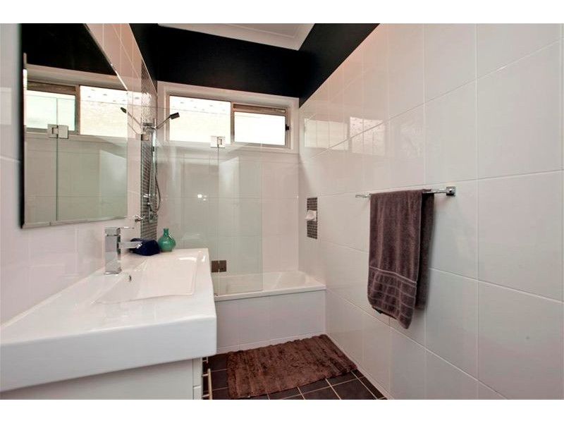 32 Bryant Street, Adamstown NSW 2289