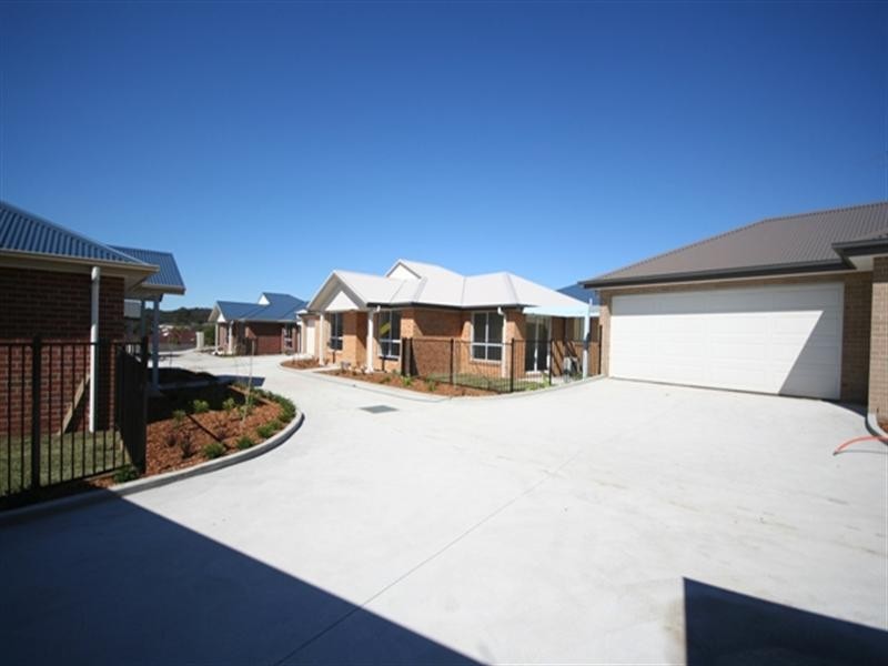 14 Croudace Road, Elermore Vale NSW 2287