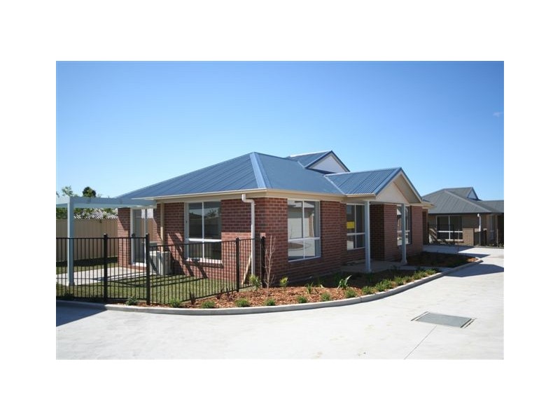 4/18 Croudace Road, Elermore Vale NSW 2287