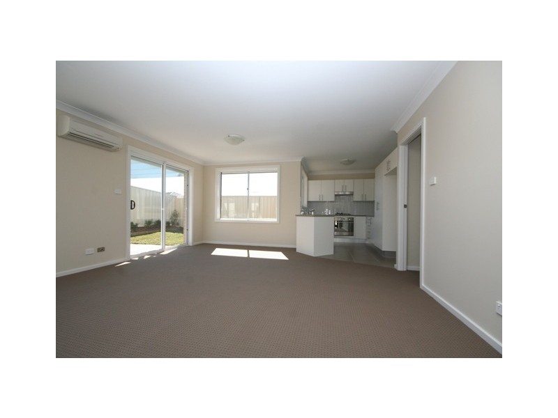4/18 Croudace Road, Elermore Vale NSW 2287