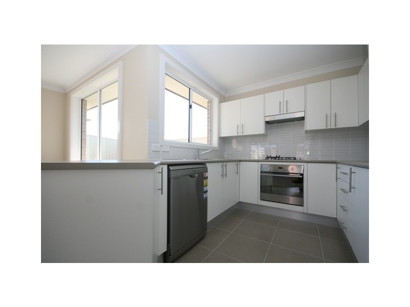 4/18 Croudace Road, Elermore Vale NSW 2287