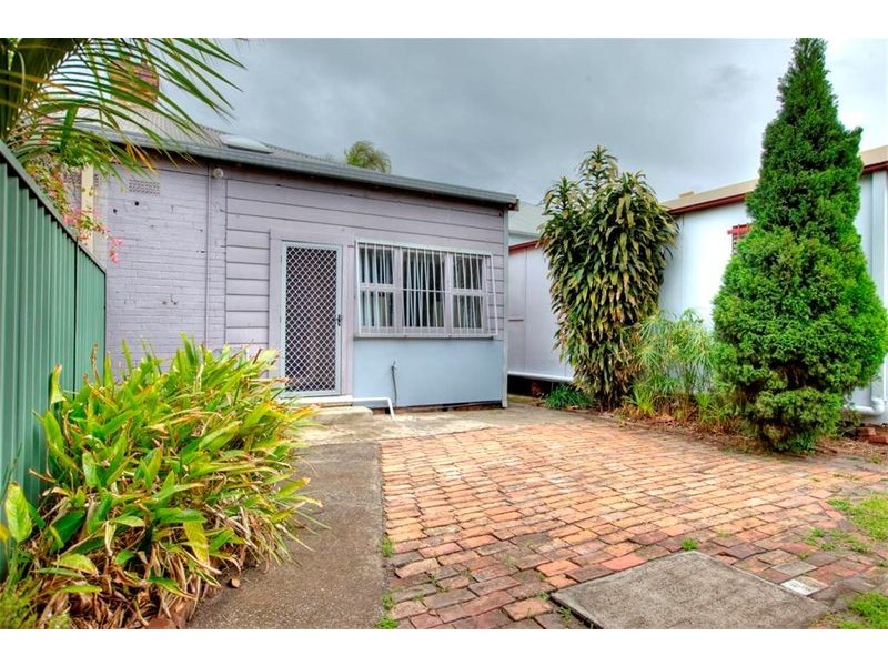 6 Hudson Street, Hamilton NSW 2303