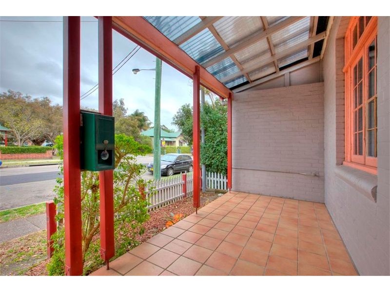 6 Hudson Street, Hamilton NSW 2303