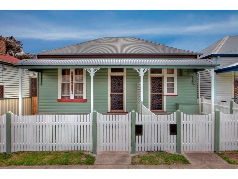 34 Havelock Street, Mayfield NSW 2304