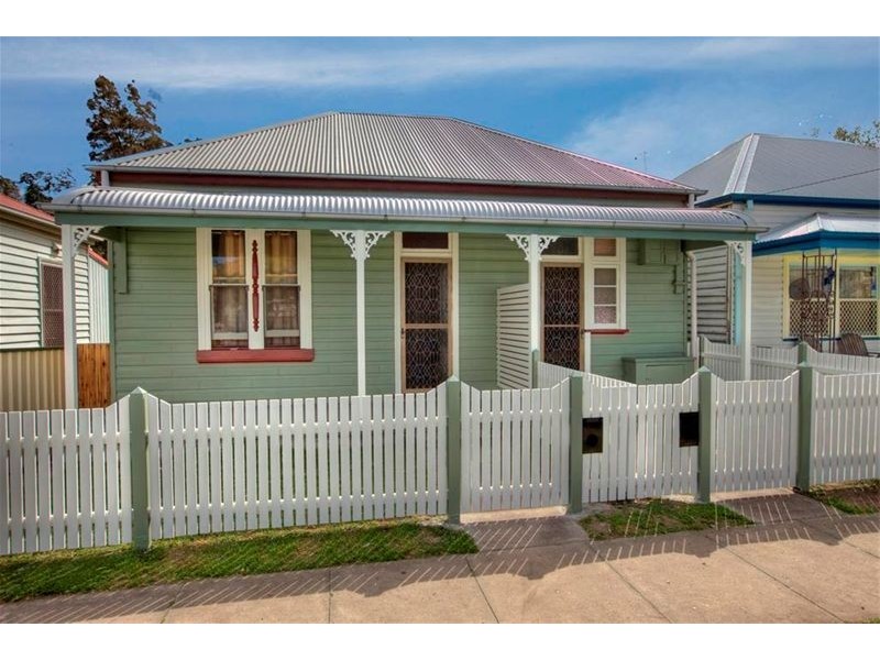 34 Havelock Street, Mayfield NSW 2304