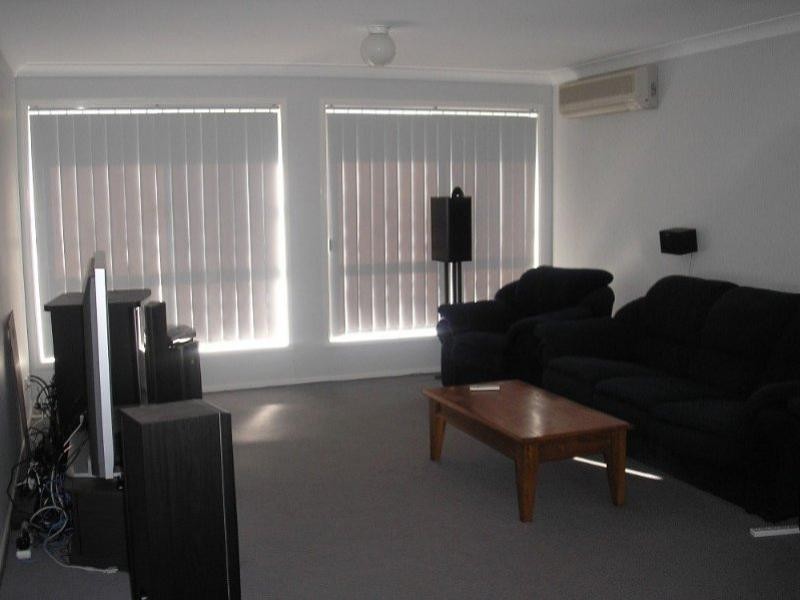 8 Ebony Close, Fletcher NSW 2287