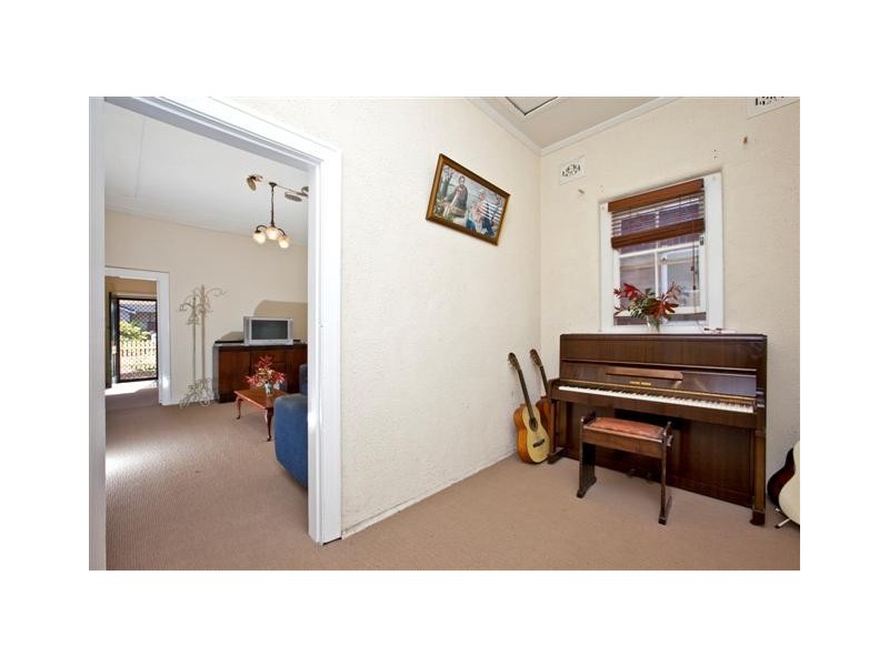 75 Margaret Street, Mayfield East NSW 2304