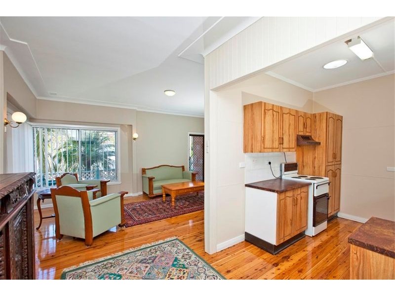 12 Kirkdale Drive, Kotara South NSW 2289