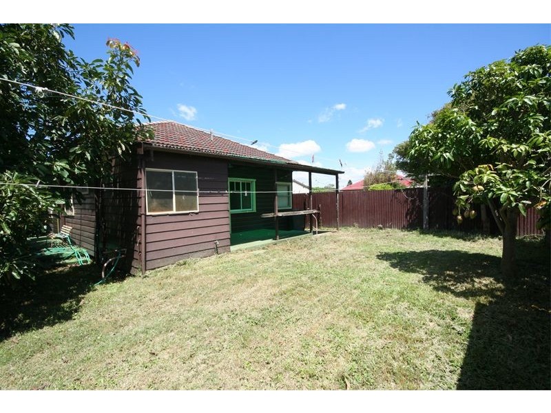 30 Pembroke Street, Stockton NSW 2295