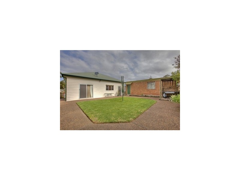 15 Coolamin Road, Waratah NSW 2298