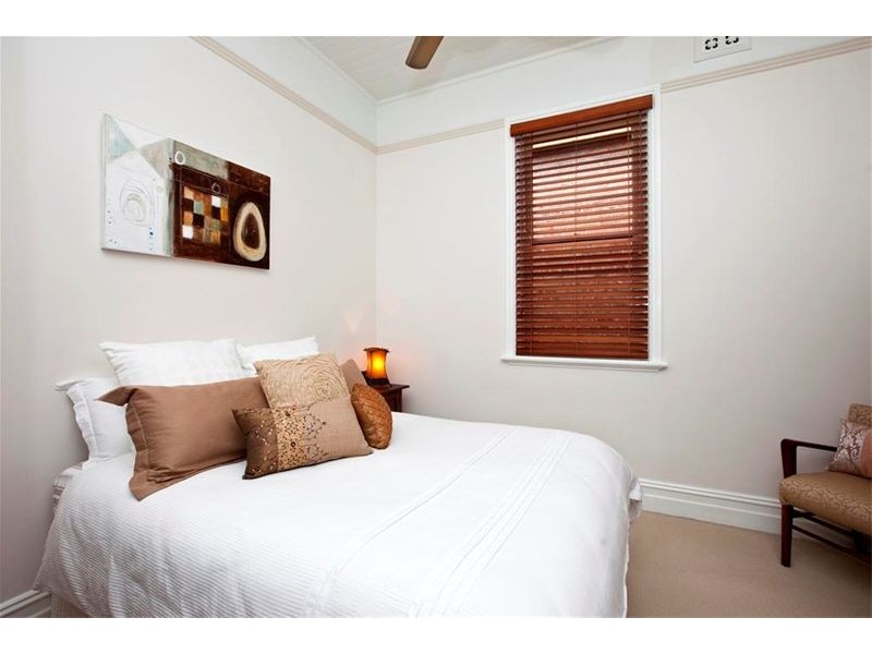 154 Denison Street, Hamilton NSW 2303