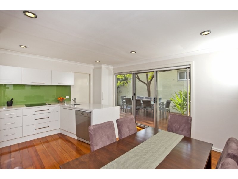 8 Eddy Street, Hamilton NSW 2303