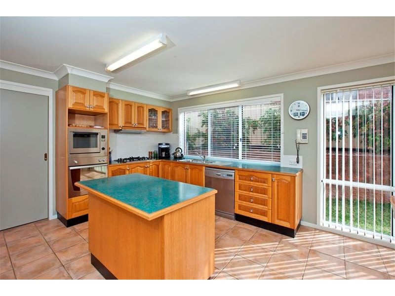8 Tinglewood Close, Tingira Heights NSW 2290