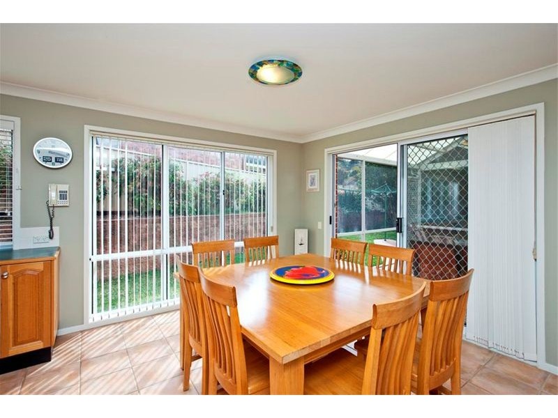 8 Tinglewood Close, Tingira Heights NSW 2290