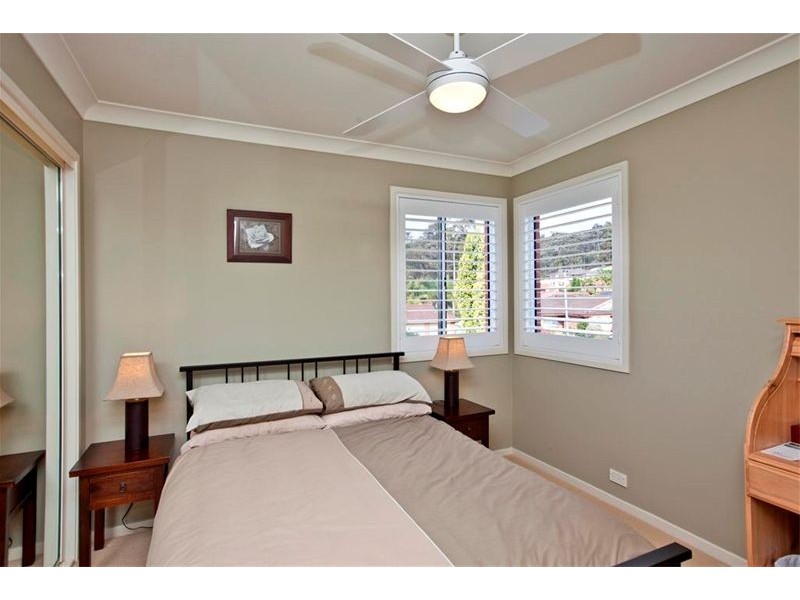 8 Tinglewood Close, Tingira Heights NSW 2290