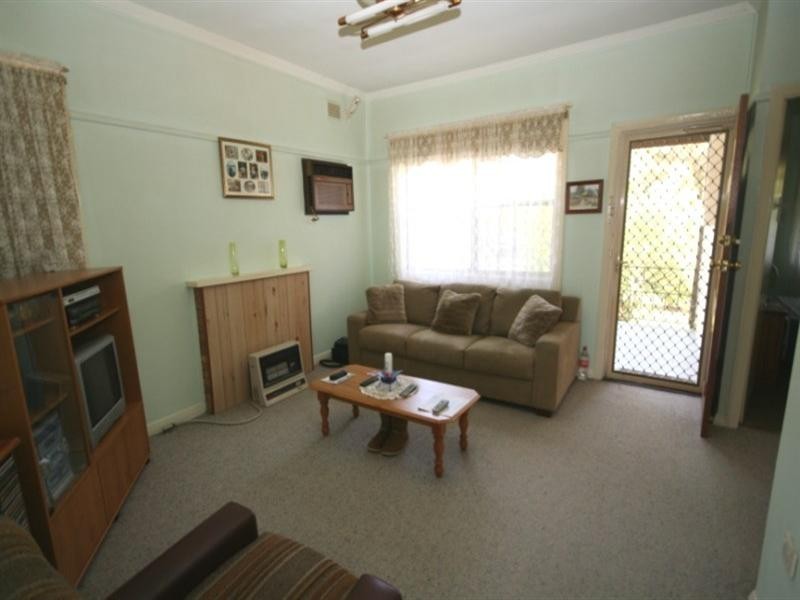 64 Upfold Street, Mayfield NSW 2304