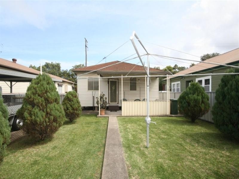 64 Upfold Street, Mayfield NSW 2304