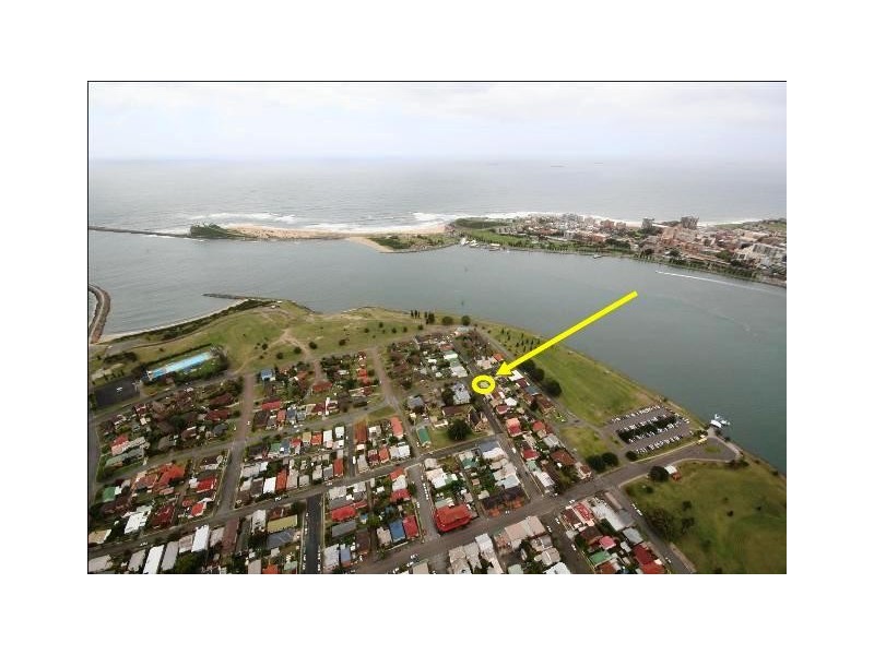 21 Maitland Street, Stockton NSW 2295