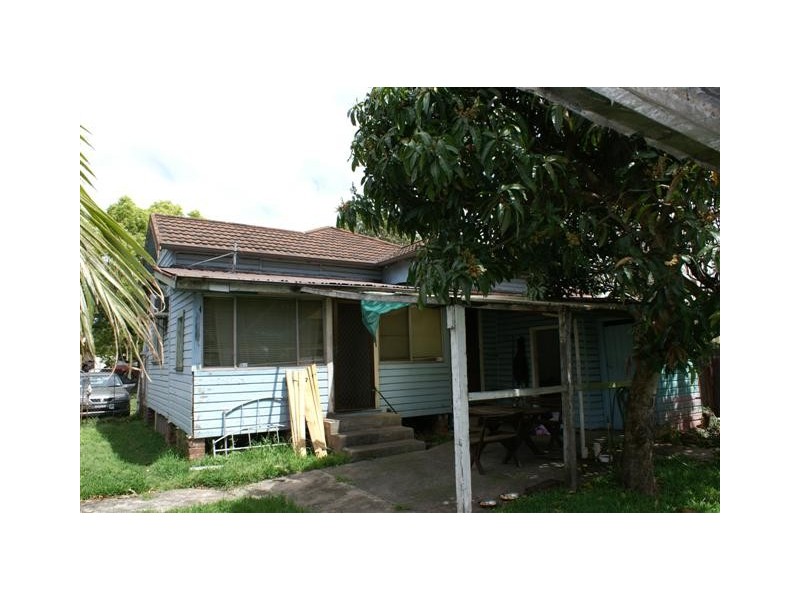 4 Basil Street, Mayfield West NSW 2304
