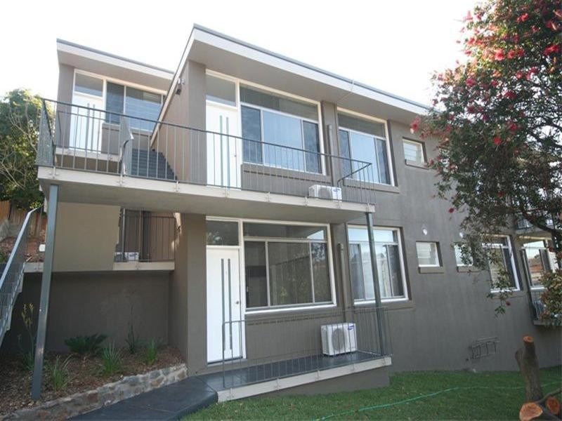 4 Hillview Crescent, The Hill NSW 2300