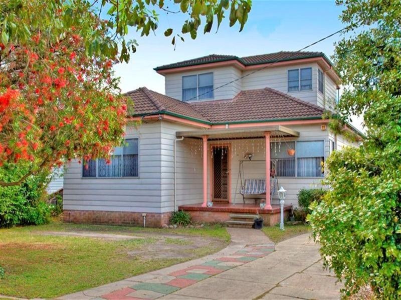 34 Hibberd Street, Hamilton South NSW 2303