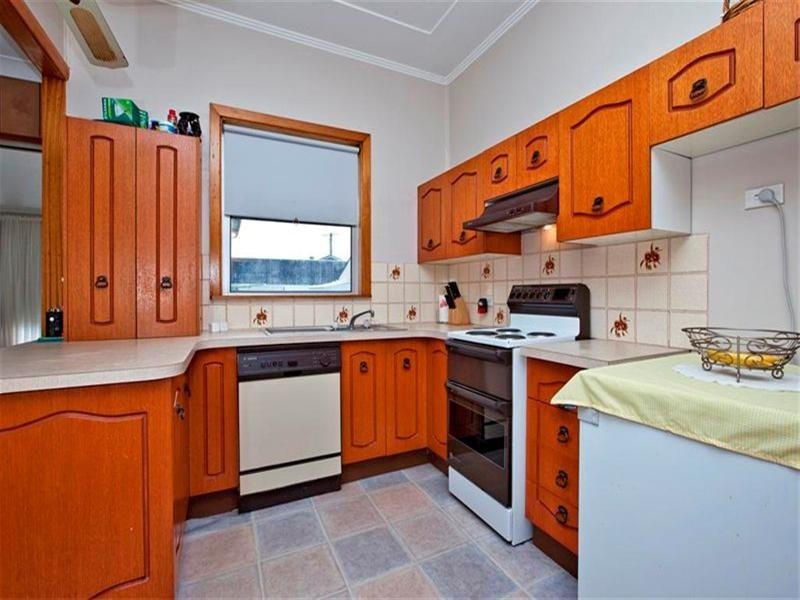 34 Hibberd Street, Hamilton South NSW 2303