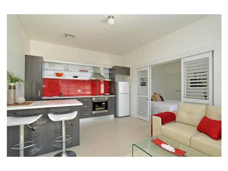 4 Hilview Crescent, Newcastle NSW 2300