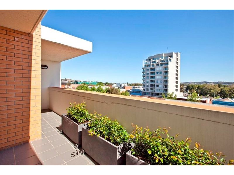 4502 25-27 Beresford Street, Newcastle West NSW 2302